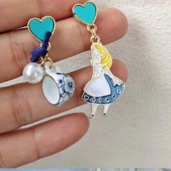 Alice in Wonderland Blue Heart Disney Princess Fairytale Cartoon Teacup Earrings - Picture 2 of 5